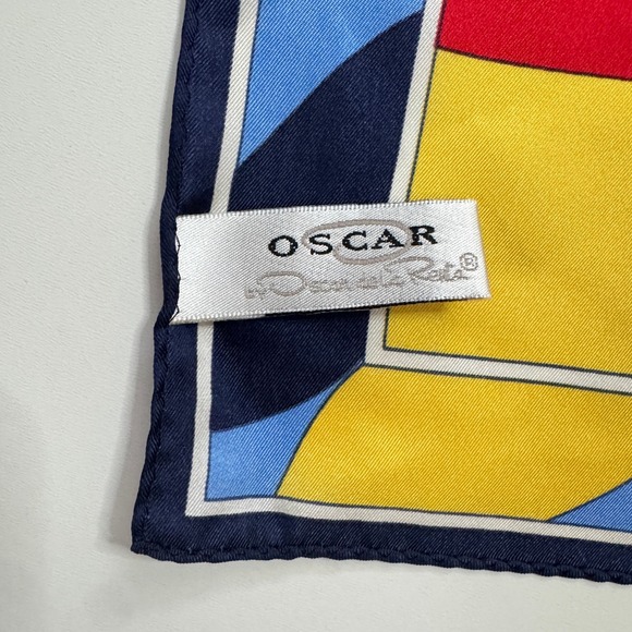 Oscar de la Renta 100% Silk Scarf Bold Mod Floral Abstract Swirl Print Square - Picture 3 of 4